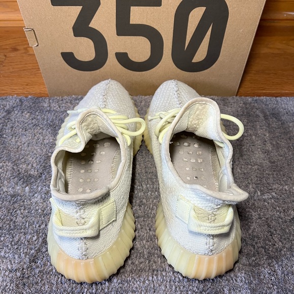 Yeezy Boost 350 V2 Butter - Picture 4 of 6